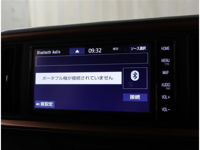 トヨタ純正ナビです。