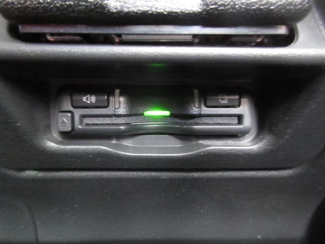 ETC車載器搭載です。スマートICも増えてきており、必須装備といって良い便利装備です。