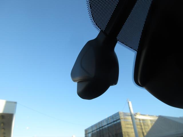 ドライブレコーダーも装備しています。万一の事故の際、録画映像が役に立つこともございます。