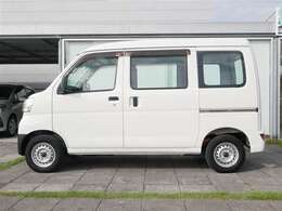 弊社専任のスタッフによるまるまるクリンを実施。