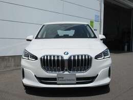 名鉄AUTOオリジナルコーティングMコートをはじめウインドフィルム施工、ドライブレコーダー取付、BMWパフォーマンスアクセサリーなど各種承ります。