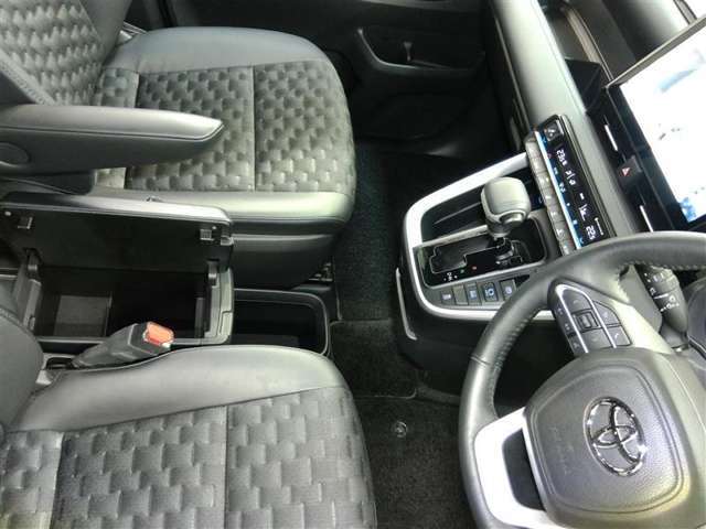 たくさんの下取車が入るからいつも新鮮な品揃え♪