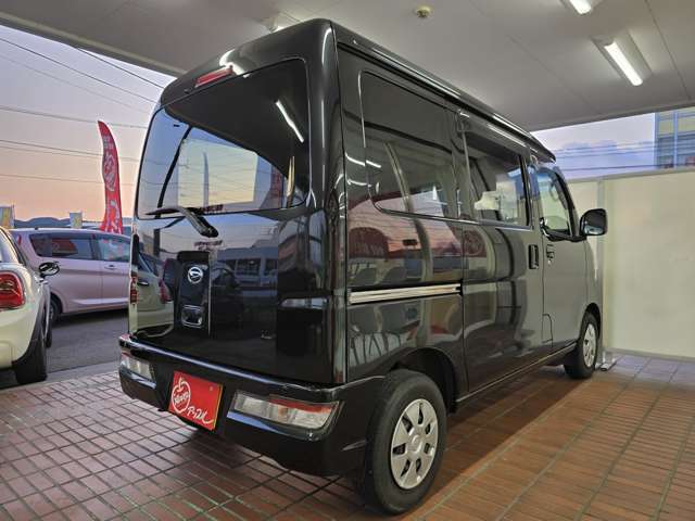 現車確認が難しいお客様には、追加画像や直接お電話にてお車の状態を細かくご説明させていただいております。お気軽にご相談下さい。