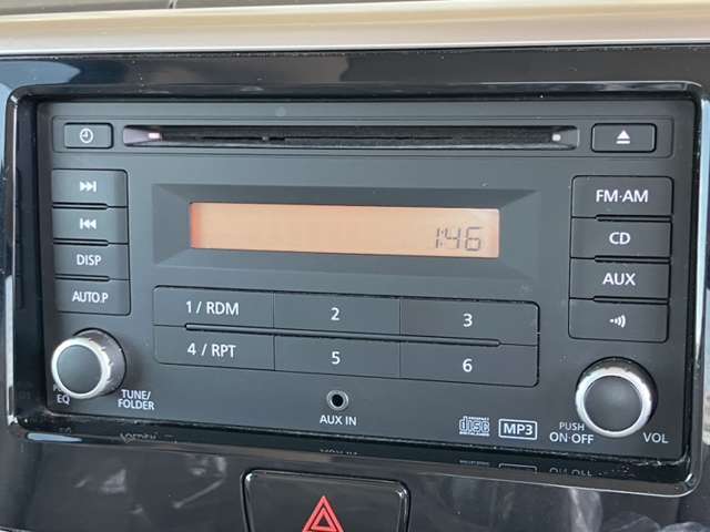 日産純正CDチューナー