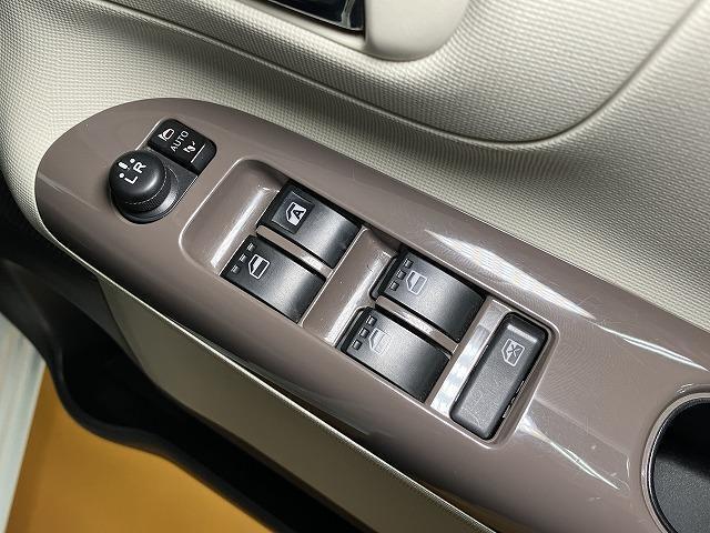 電動格納ミラー、パワーウインドウ