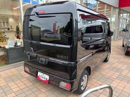 静岡ダイハツの中古車は、展示前に徹底した洗車や室内清掃を実施しております。