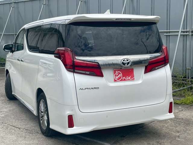R3年式アルファード入庫しました！現車確認の場合事前連絡頂ければ幸いです。