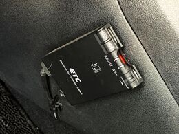★高速走行もスムーズにお支払いが可能な【ETC】ご納車までにセットアップを行い、ご納車時にはご利用いただけるようにいたします♪