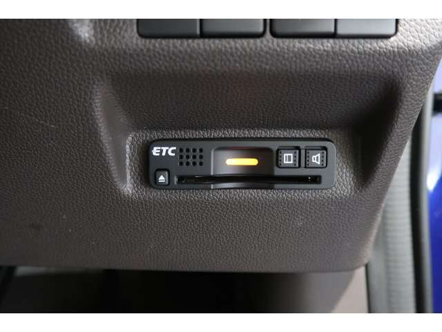 ◆◆ETC付！高速道路の料金所はキャッシュレスで通過です！サービスエリア等にあるスマートインターの出入りも利用可能でとっても便利☆ご納車後すぐにお使い頂けるようセットアップしてのお渡しとなります。