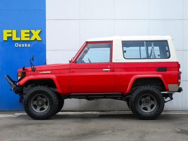 きゅうぴー ランドクルーザー70用エキゾーストマニホールド入荷