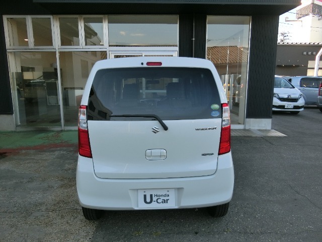 お車はご納車前に、全車点検整備を実施しております。