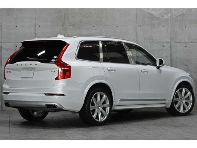 ボルボ XC90 T8 ツインエンジン AWD エクセレンス 4WD 2017年