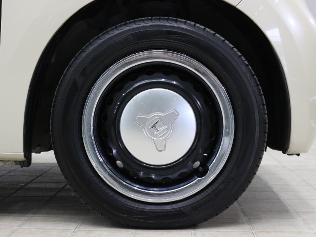自社で新車＆中古車販売時の下取り車から厳選されたお車を多数展示しております。