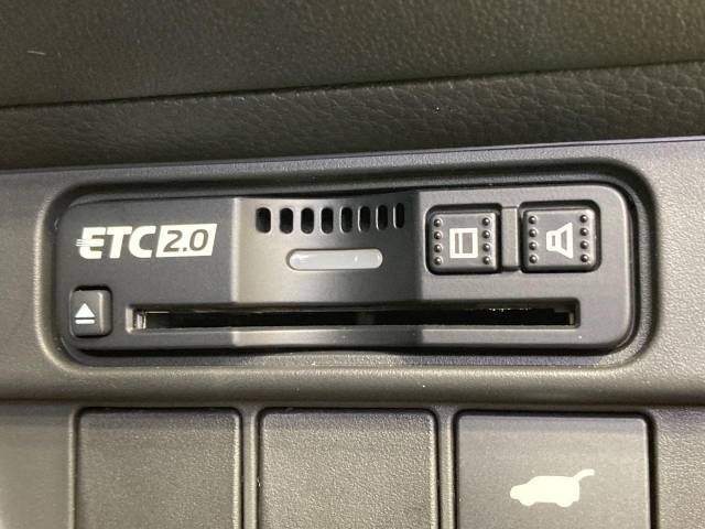 【ETC】高速道路の料金所をストレスなく通過！話題のスポットやサービスエリアに多い「スマートIC」利用時は必須のアイテムです。当店でセットアップを実施、ご納車当日からすぐにご利用いただけます！