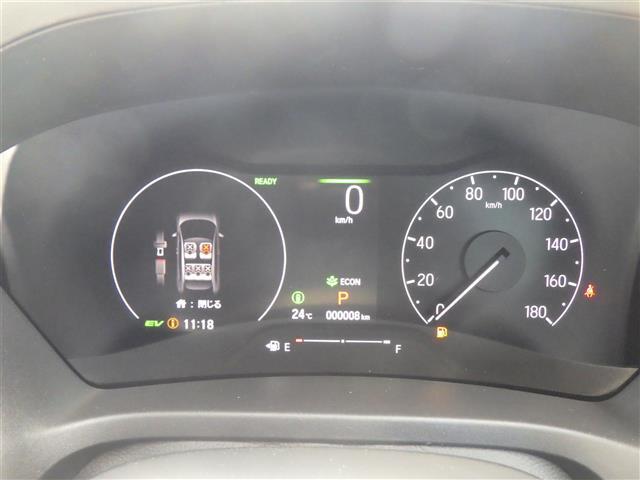 【スピードメーター】メーターがシンプルで見やすく運転しやすいですね！
