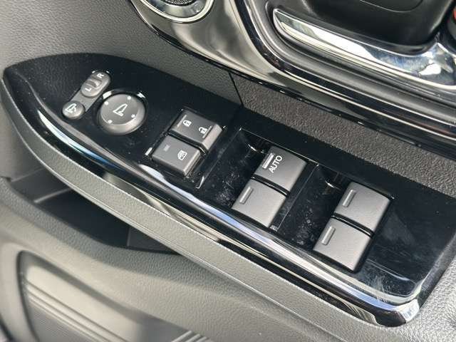 ★納車前に、当社の指定工場で納車前点検を行って納車しますので、安心してお乗りいただけます！もちろん、点検料は車両本体価格に含まれています！