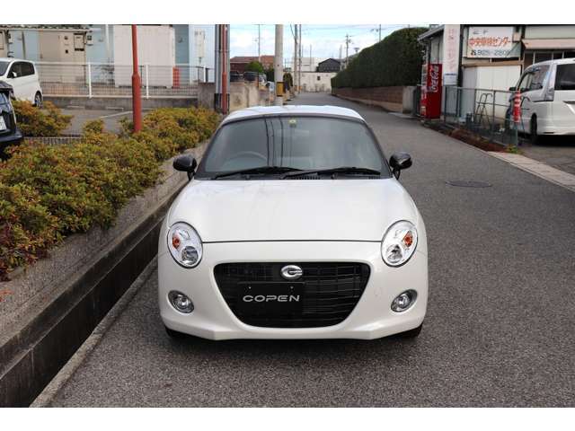 当店のコペンは全車修復暦無しのお車で、且つ走行距離は8万キロ台までのコペンのみ取り扱いをしております。こだわりを持って仕入れ致しておりますので、安心してお買い求め頂けます。