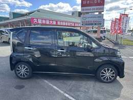 キッズルーム完備。ご家族でゆっくりおくつろぎ下さい！バリアフリー設計の多目的トイレや女性用サニタリーベビーカーもご用意しております！メンテナンス等でお待ちの際も店内でゆっくり過ごせます