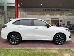 ラゲッジスペースはセカンドシートを倒して頂くとフラットに！大きな荷物も楽々積んで頂けます！