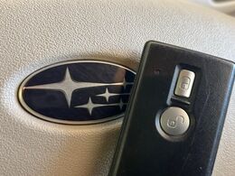 便利なキーレス♪ボタン操作で簡単にドアの解錠、施錠が可能です！