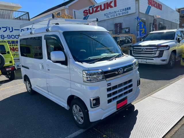 当店限定車！ホワイトSPL各部ホワイトアウトしましたルーフキャリアシートカバー別途追加オプションです両側DSドアLEDHライトPスタート電格納ウインカードアミラーアダプティブCコントロールBカメラCセンサ他多数
