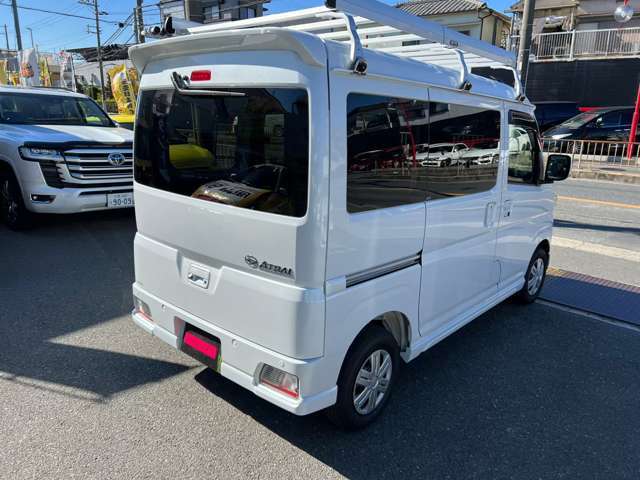 当店限定車！ホワイトSPL各部ホワイトアウトしましたルーフキャリアシートカバー別途追加オプションです両側DSドアLEDHライトPスタート電格納ウインカードアミラーアダプティブCコントロールBカメラCセンサ他多数
