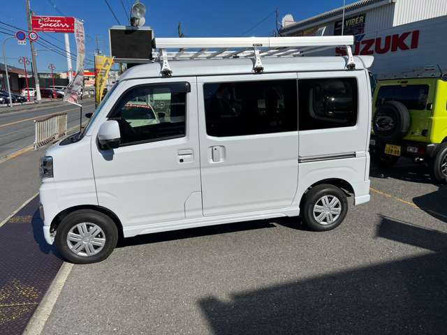 当店限定車！ホワイトSPL各部ホワイトアウトしましたルーフキャリアシートカバー別途追加オプションです両側DSドアLEDHライトPスタート電格納ウインカードアミラーアダプティブCコントロールBカメラCセンサ他多数