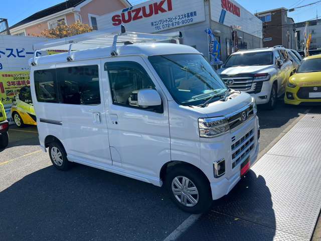当店限定車！ホワイトSPL各部ホワイトアウトしましたルーフキャリアシートカバー別途追加オプションです両側DSドアLEDHライトPスタート電格納ウインカードアミラーアダプティブCコントロールBカメラCセンサ他多数