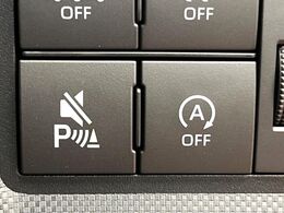 【クリアランスソナー】バンパーに付いたセンサーが障害物を検知！一定の距離に近づくとアラートで教えてくれます♪狭い駐車スペースや車庫入れ時も安心ですね☆