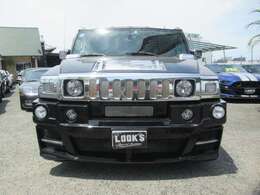 LOOK'Sではお客様の愛車のメンテナンスから板金・塗装修理、車検やオリジナルカスタムまでカーライフを全てをお任せ頂ける体制を整えておりますので安心してお任せ下さい。