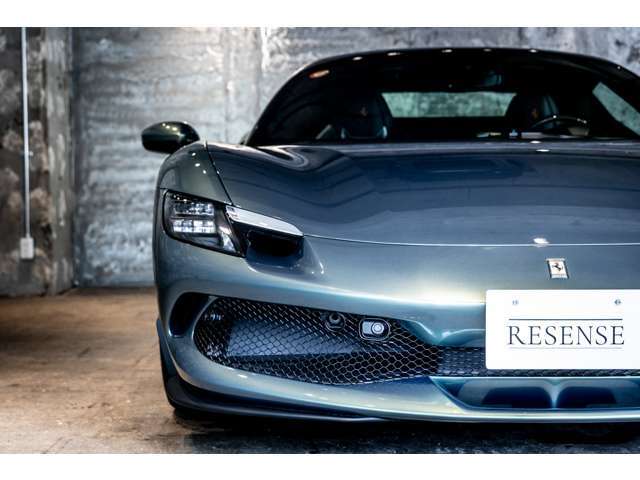 エンジン：3リッターV6 DOHC 24バルブ ターボ