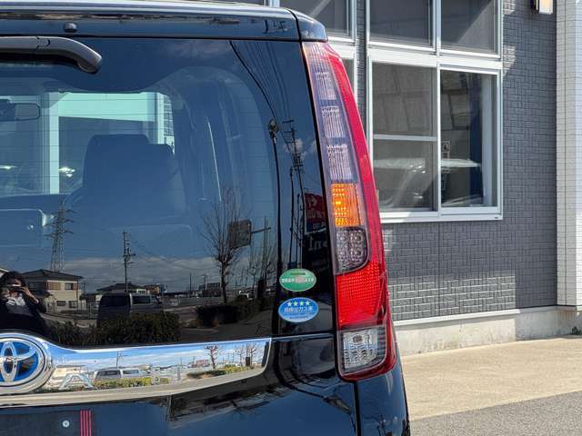 この車が気になるけどお店が遠い。。なんてお客様！！　ご安心ください！　当社遠方登録納車も多数実績がございます！！お車陸送費用も格安でご案内です！！まずはご相談ください！！！