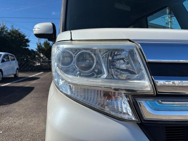 静岡ダイハツでは、約300台の豊富な在庫から、お客様にピッタリの中古車をお選びいただけます。