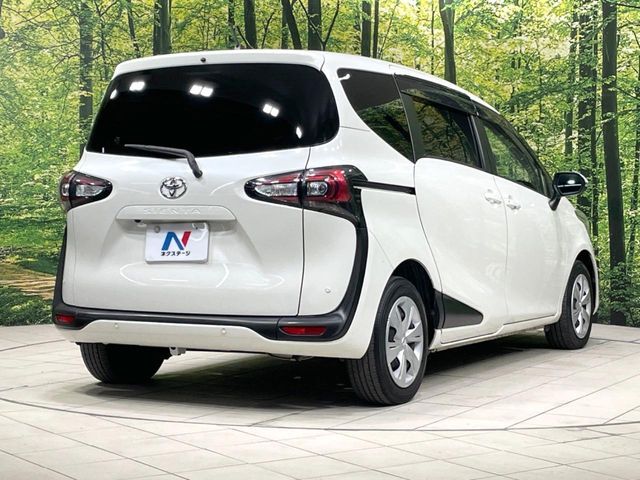 ☆全国のネクステージからお取り寄せが可能※！遠方の店舗に展示してあるクルマが気になる場合も、最寄りの店舗でご覧いただくことが可能です！是非私たちに要望をお聞かせください！※別途費用