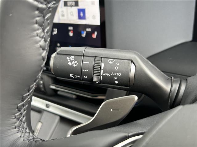 【運転席操作部】快適なドライブを楽しむための機能が装備されています！運転席から触れるので、使いやすいです！除菌プランいれていただくと、さらに清潔で安心していただけます！
