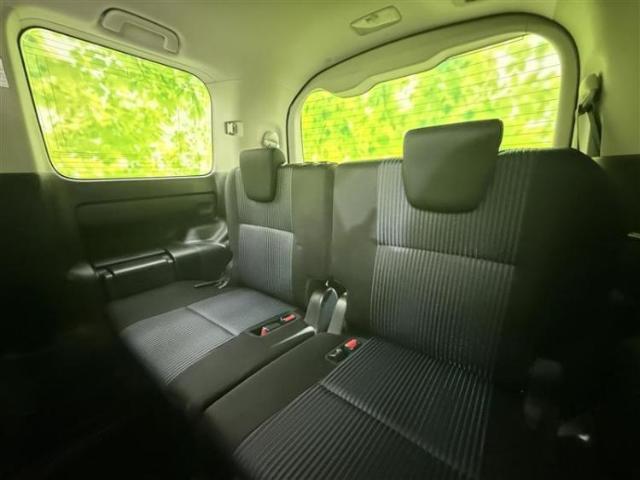 WECARSでは各商談席に大型モニターをご用意しております！見やすい大画面でゆったりと全国の在庫をご覧いただけます！是非ご来店お待ちしております！
