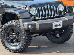 Rough　Country3.25inリフトキット/NITTOトレイルグラップラーMT　グロスブラックアルミホイール