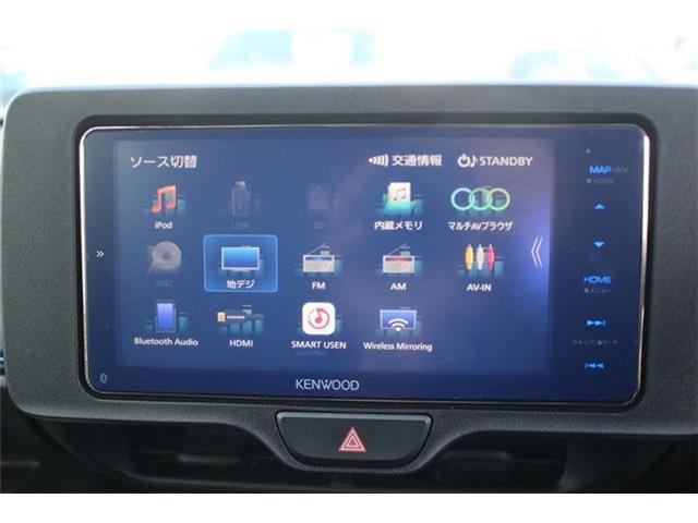 大好評のボディコーティング「ハイモースコート」もご納車までに施工可能。雨染みや線傷など中古車だからと諦めていませんか？ピカピカの状態でお乗り出しいただけます。