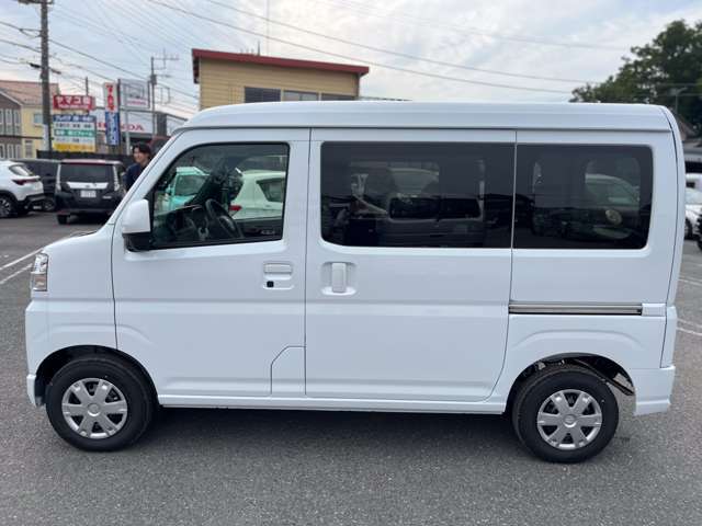 軽自動車のなかで中型のワゴンタイプなので「走り良し」、「人が乗っても良し」、「荷物を積んでも良しのバランスのとれたお車です！
