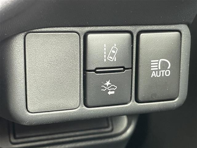 店舗にて現車の確認も頂けますので、お電話で在庫のご確認の上是非ご来店くださいませ！！！