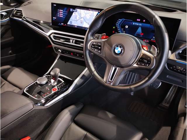 ☆センターパネルを運転席側に僅かに傾けたBMW独特のインパネ☆【駆け抜ける歓び】はここからもスタートしております☆