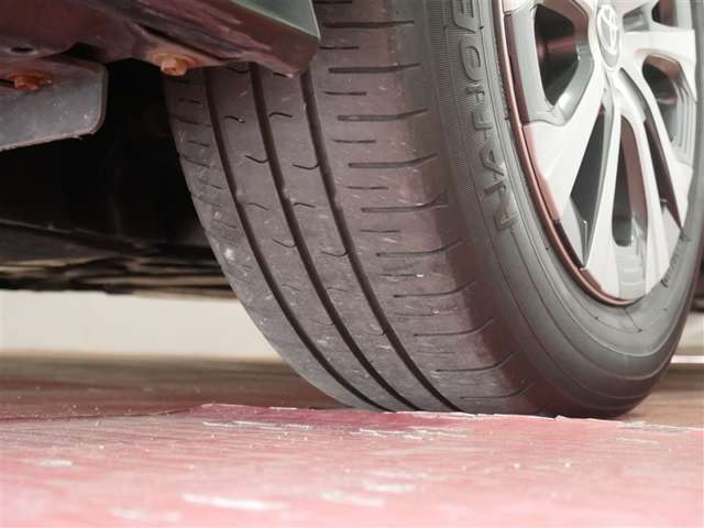 タイヤ溝の状況です