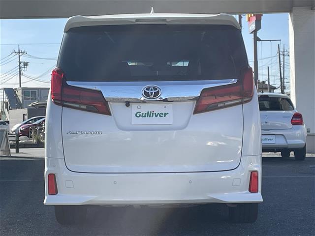 店頭販売もしておりますので、先に在庫が無くなってしまうこともございます。気になる車はまずはお問い合わせください！