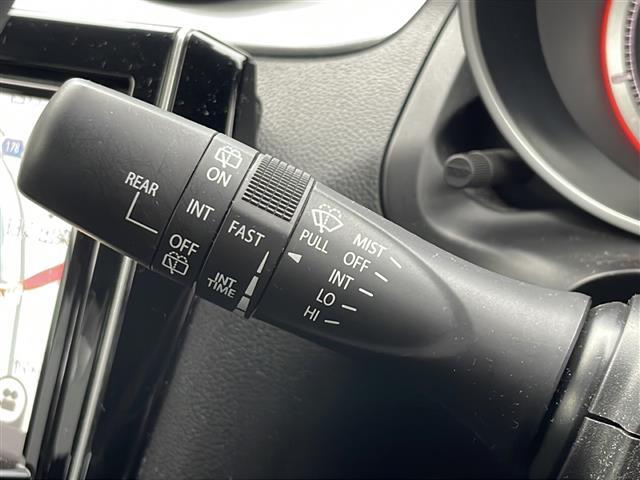 【運転席操作部】快適なドライブを楽しむための機能が装備されています！運転席から触れるので、使いやすいです！除菌プランいれていただくと、さらに清潔で安心していただけます！