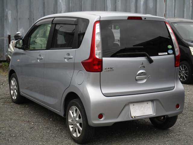 とても調子の良い車両です。車検整備が2年付きます。きちんと整備をし、クリーニングをしてお渡しいたします。快適にお乗りいただけます。諸費用すべて含め、この金額。かなりお買い得かと思います。