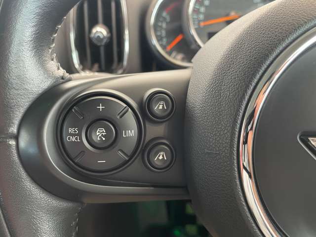 全国納車可能です。※有償　納車方法及び費用につきましては、お気軽にコーディネーターまでご相談ください。