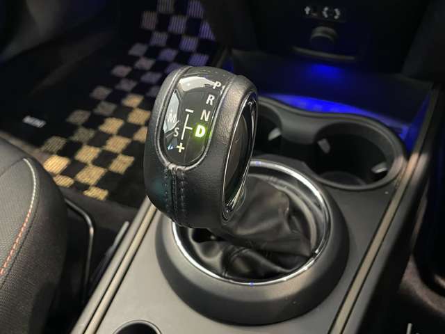 IDOMグループですので、下取車の高額査定もお任せ下さい。全国どこでも対応致します。