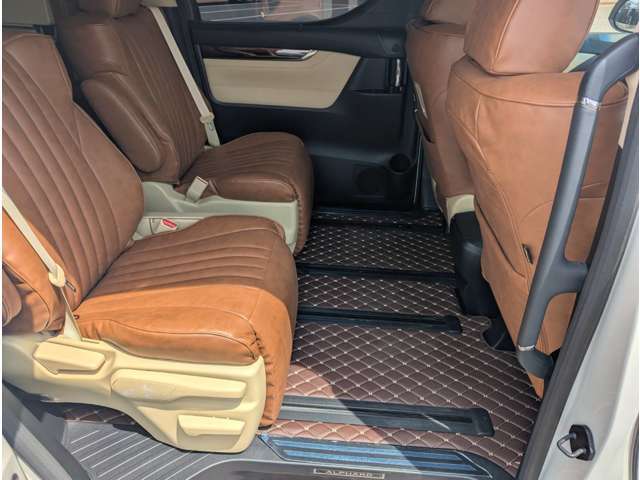 自社整備工場完備の為、車検整備や鈑金塗装などアフターサービスにもご期待ください☆