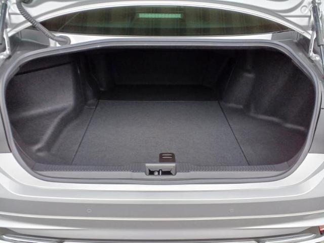 WECARSでは登録（届出）済未使用車や走行距離1万km未満の在庫車も多数ご用意しております！状態は良いものが良いけど、新車は高いな・・・そんなお客様にオススメです！