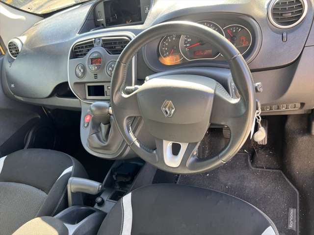 【アイルー関店】では、中古車選びのワクワク感や納車までのドキドキ感をお客様とともに共有したいと考えております。※LINE ID：@310fabnw ← お友達登録して下さい